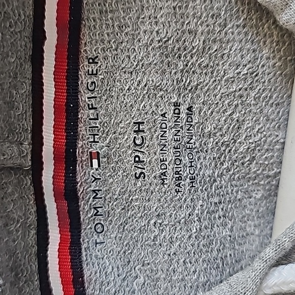 🦋 Tommy Hilfiger Hoodie Sweatshirt Sweater Womens Size Small - Picture 3 of 3
